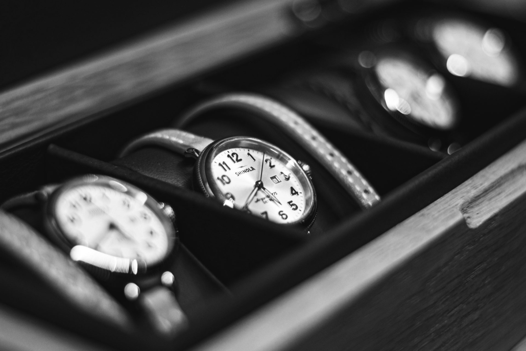 watches_box_greyscale