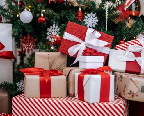 A Christmas Without Fakes