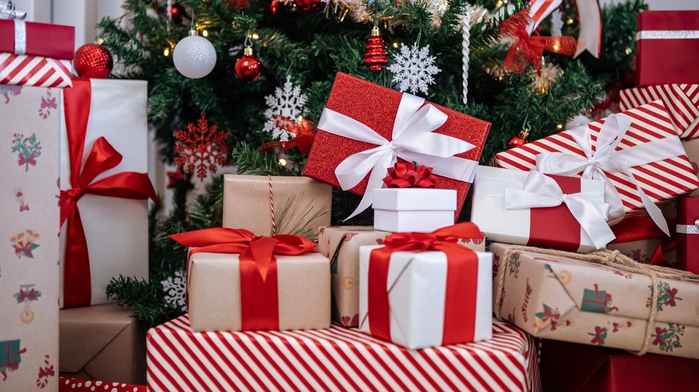 A Christmas Without Fakes